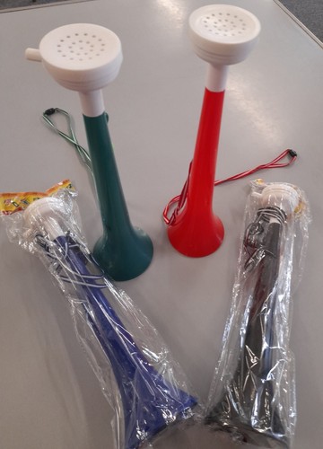 Woofer air horn loud vuvuzela - woofer,