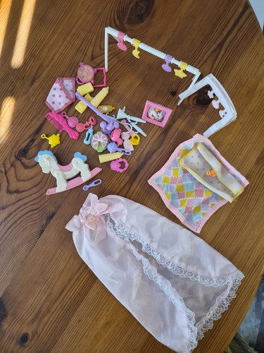 Vintage barbie happy families - vintage,