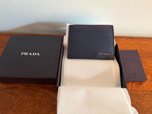 Prada credit card - credit,
