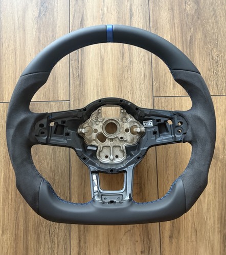 Alcantara leather steering - leather,