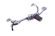 YAMAHA XV 535 Virago Front right side footrest peg hanger VJ01 1998 18325343