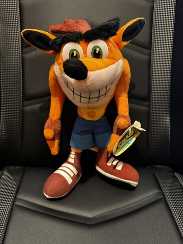 Crash bandicoot 2001 plush - 2001,