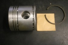 Petter AA1 diesel piston