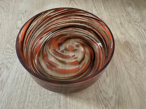 Large glass serving bowl - large,
