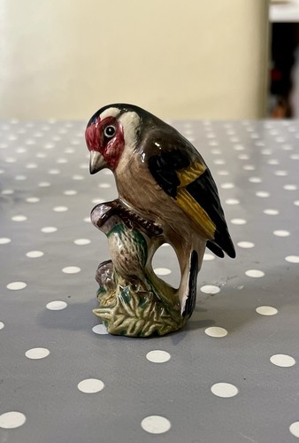Beswick goldfinch 2273 bird - beswick,