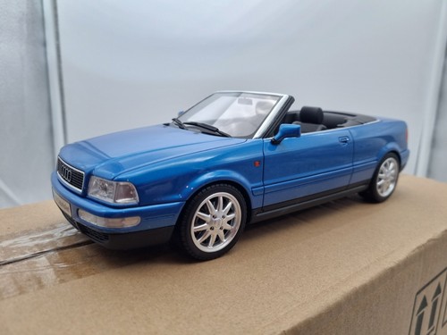 Audi cabriolet blue - 1/18,