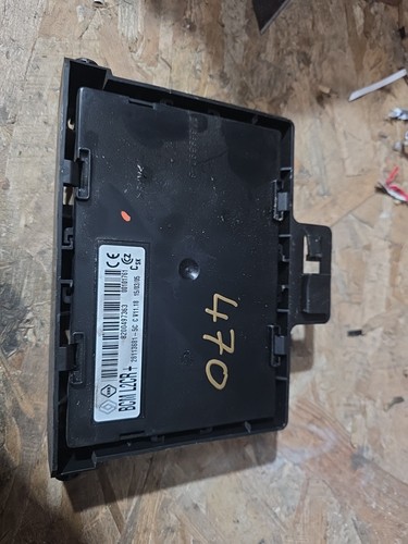 Renault 2004 2008 - fuse, box