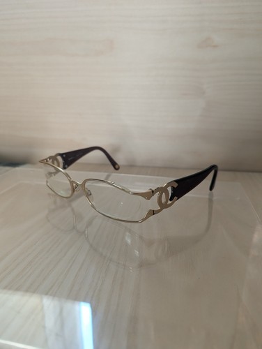 Vintage chanel logo - cc, gold