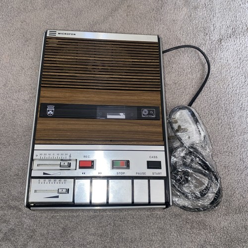 This vintage grundig c410 - a,