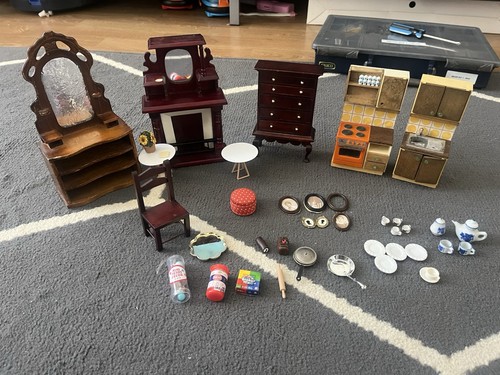 Vintage dollhouse furniture - vintage,