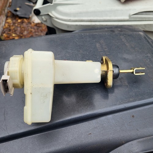 Metro brake master cylinder - master,