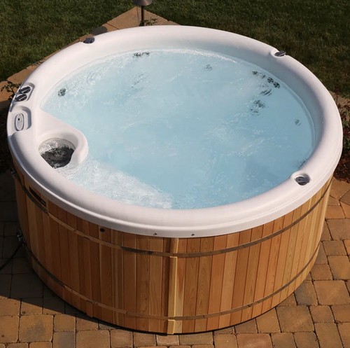 Brand new cedar hot tub - cedar,