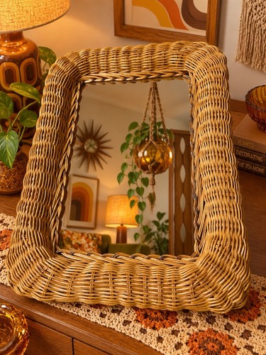 Vtg 1970 wicker rattan - vtg,