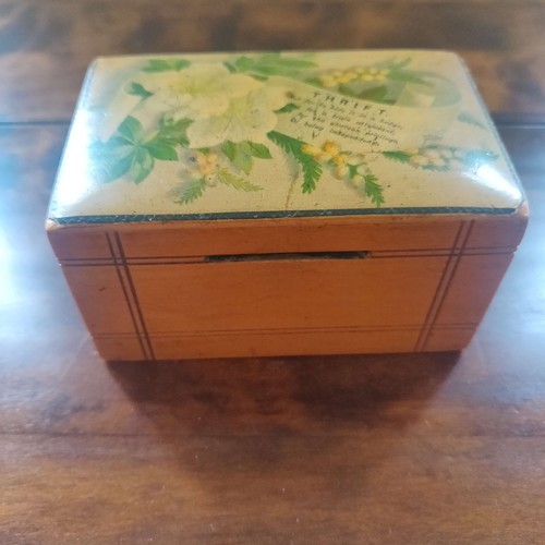 Vintage thrift sandalwood