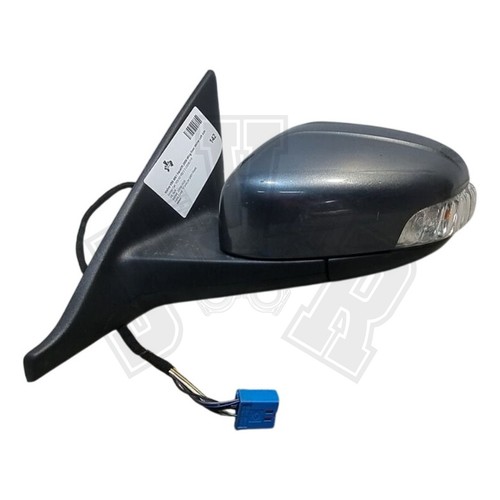 Volvo v50 wing door - volvo,