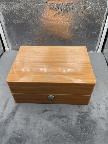 Omega large wooden - omega,