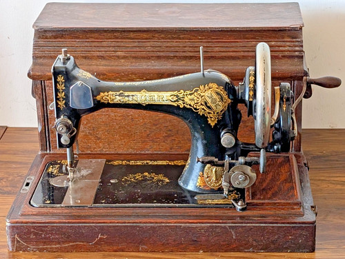 Antique singer 28k hand crank - antique,
