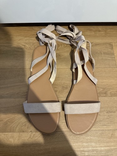 Beautiful brand new beige - , asos