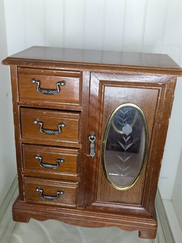 Vintage wood jewelry box - vintage, with