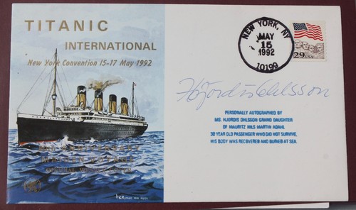 White star line rms titanic - white,