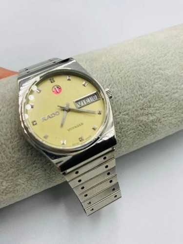 Beautiful vintage rado voyager - vintage,
