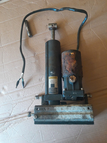 Mercury 115hp outboard trim - mercury,