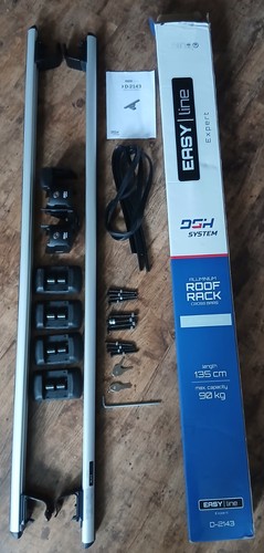 Roof rack cross bars with