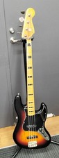 SQUIER Jazz Bass Style, Slightly Forward-Bowed, CV 70s Jazz Bass, MN, with Soft 