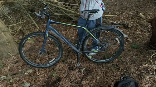 Hybrid bike giant - escape, |