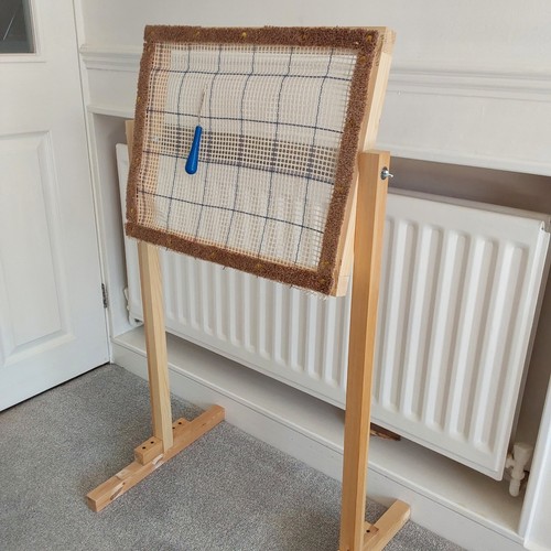 Rug hooking frame punch - /,