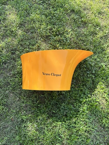 Veuve clicquot ice bucket - veuve,