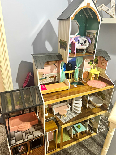 Kidkraft wooden doll house - kidkraft,