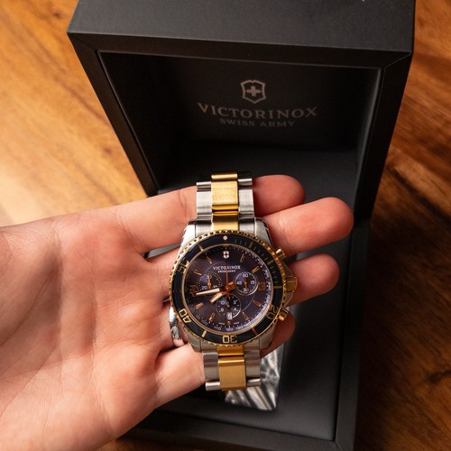Victorinox swiss army - victorinox,