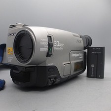 Sony Handycam CCD-TRV64E