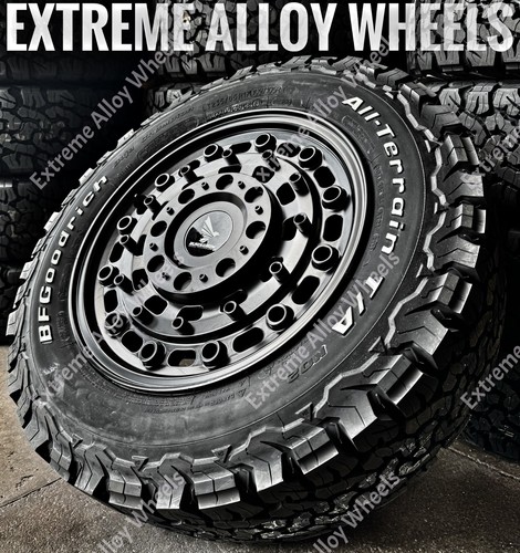 Black alloy wheels - 16",