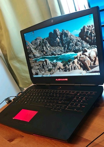 Gaming alienware laptop - alienware, 17