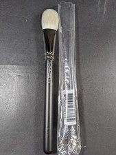 MAC 133 SMALL CHEEK BRUSH - NEW IN SLEEVE - DISCONTINUED NATURAL HAIR