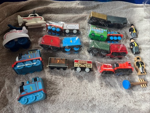 Job lot plastic toy trains - lot,