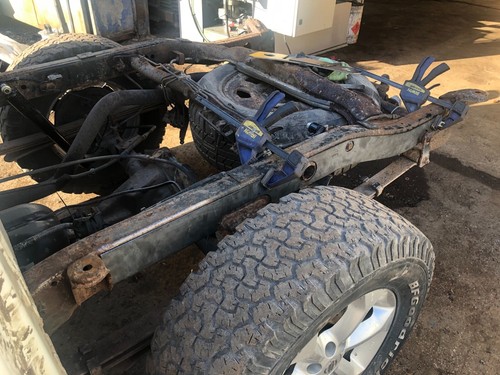 Nissan navara d40 chassis - navara,