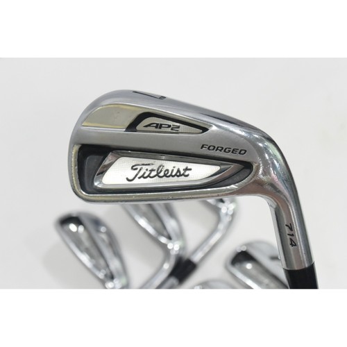Titleist iron set 9 - titleist,