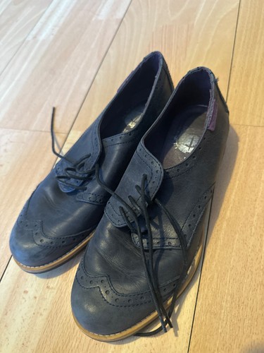 Red dead shoes size - or,