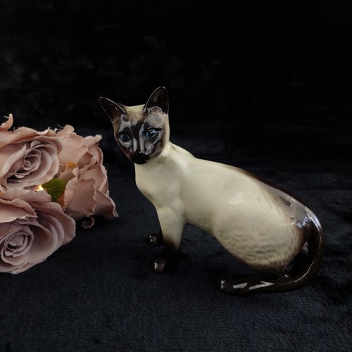 Beswick siamese figurine - beswick, cat