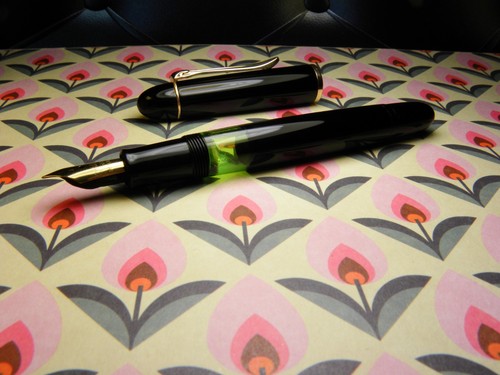 Vintage jet black - jet,