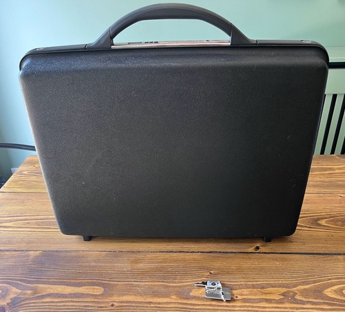 Vintage black samsonite hard - vintage,