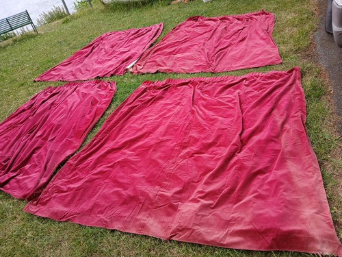 Pairs very large - pairs, red