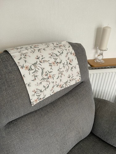 Antimacassar chair arm back - arm,