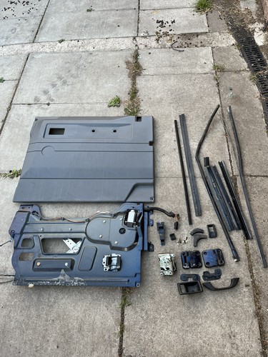 Land rover defender - land,