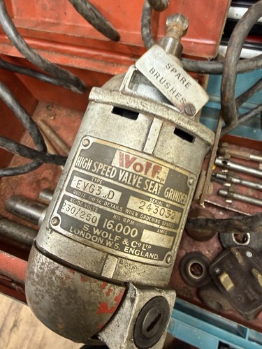 Wolf valve seat grinder - valve, high