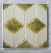 GORGEOUS ANTIQUE PILKINGTON 6