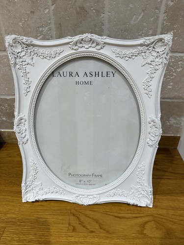 Laura ashley beth photo - laura,